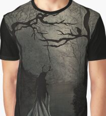 Reise in den Wald des Raben Grafik T-Shirt