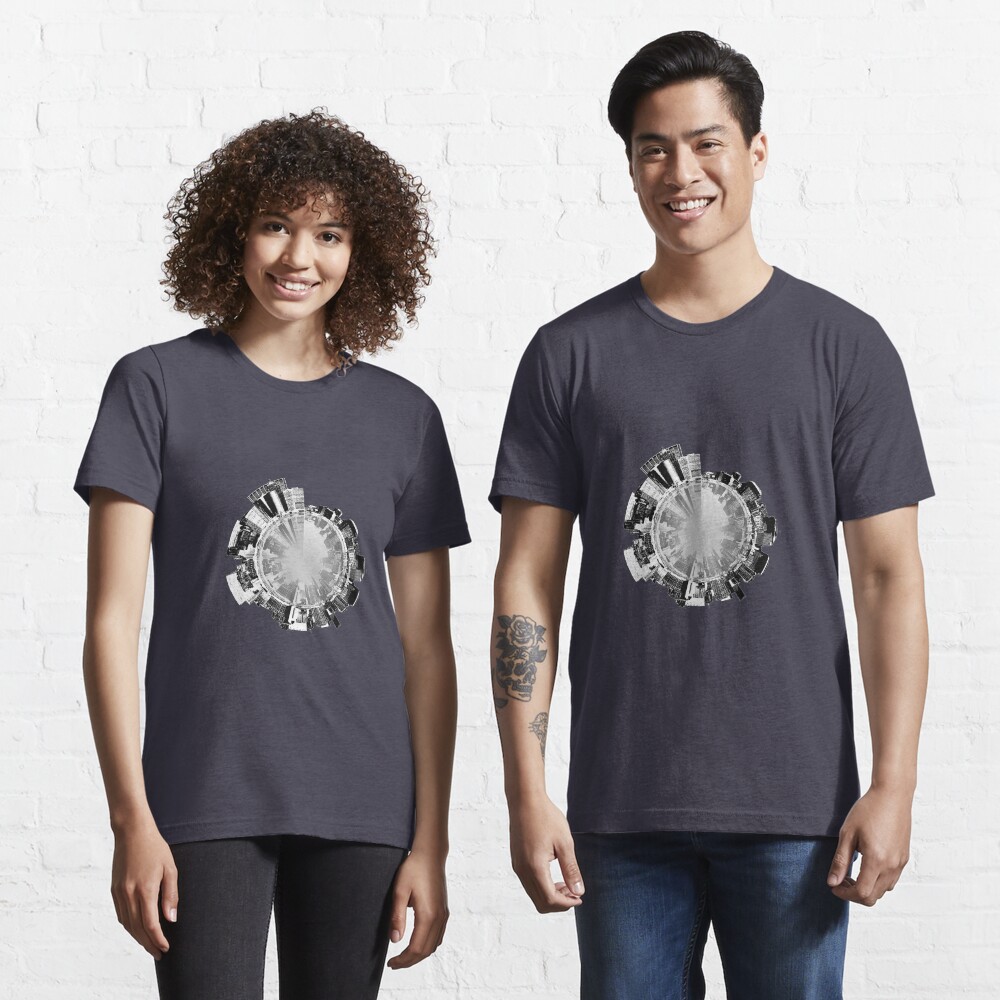 Manhattan 360. Essential T-Shirt