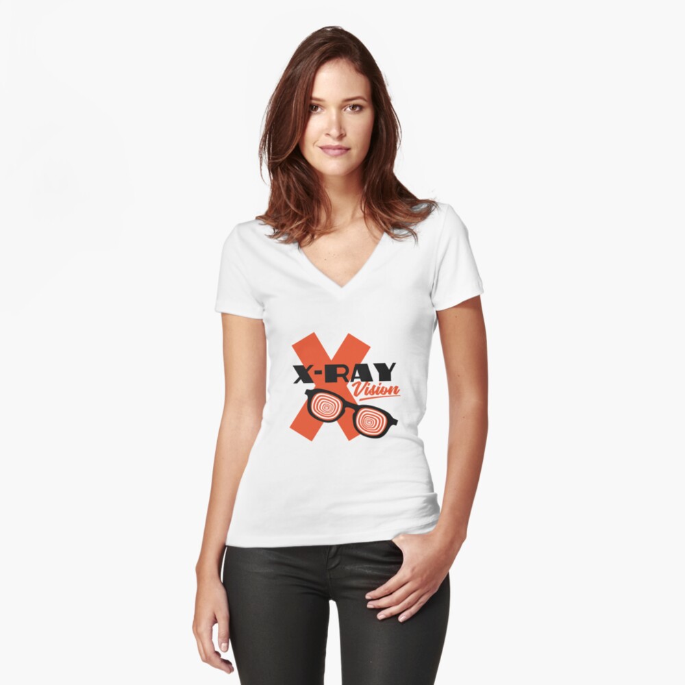 Aperçu de l'œuvre T-shirt moulant col V créée et vendue par Jeanne-LMBB.