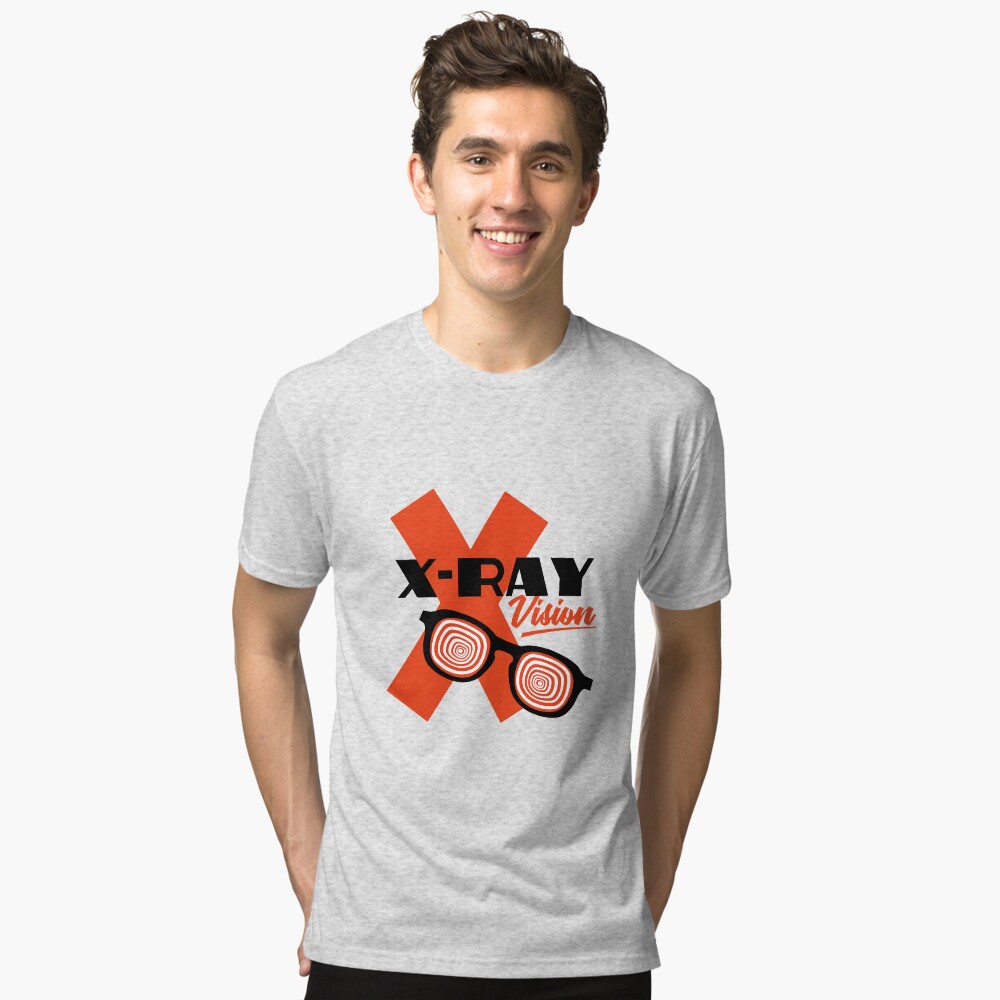 Aperçu de l'œuvre T-shirt chiné créée et vendue par Jeanne-LMBB.