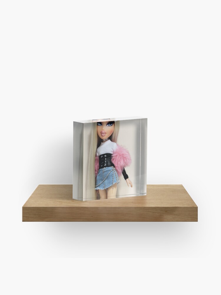 Bratz “She Owns Everything” Cloe | Magnet