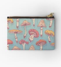 Champignons Studio Pouch
