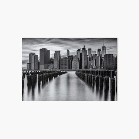 Artikel-Vorschau von Skyline von Manhattan in New York City, designt und verkauft von thinkbigimages.