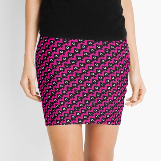 Hot Wife Secrets: Queen of Spades on pink Mini Skirt
