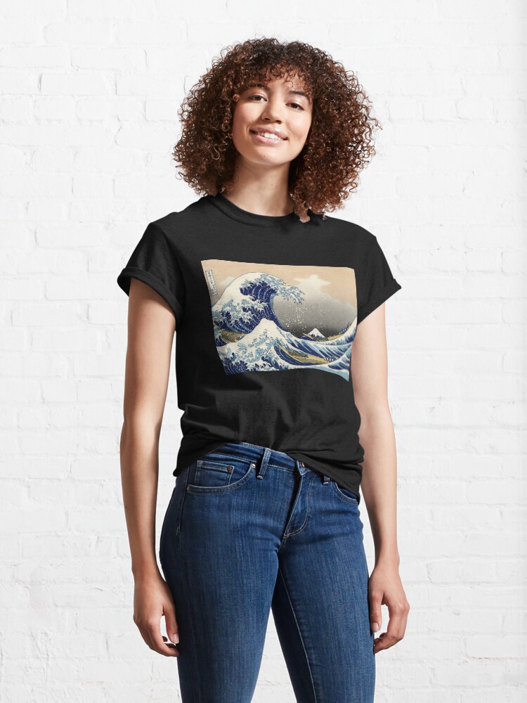 Alternate view of 'The Great Wave Off Kanagawa' by Katsushika Hokusai (Reproduction) Classic T-Shirt