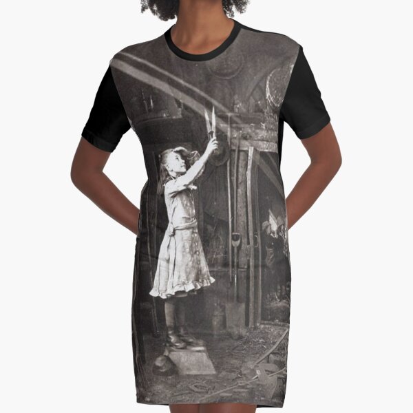Striking Historical Photo That Bring the Past to Life #HistoricalPhoto #Historical #Photo #vintage #clothing, #people, #adult, #group, #child, #vertical, #brown, #photography, #clothing, #women, #men Graphic T-Shirt Dress