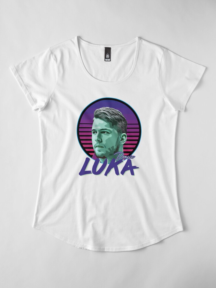 Nike Men's Dallas Mavericks Luka Doncic #77 Essential N&N T-shirt