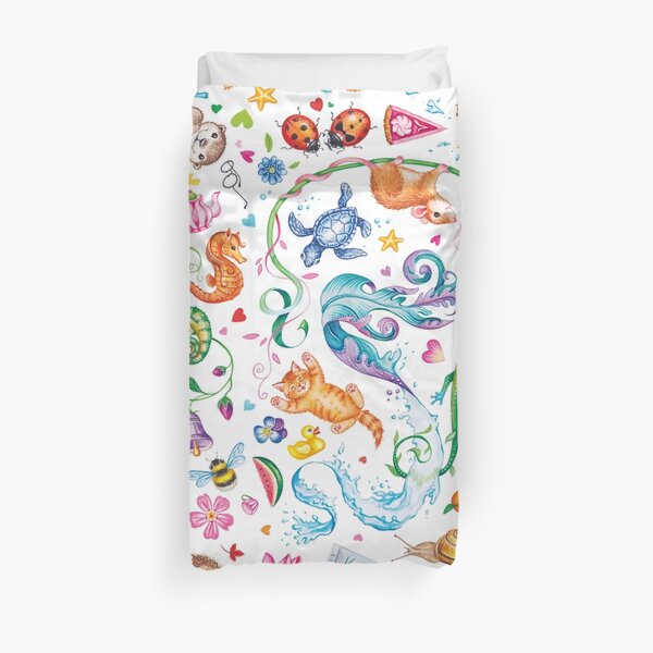 Happy dreams by Maria Tiqwah Duvet Cover
