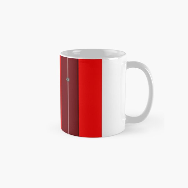 https://ih1.redbubble.net/image.724319122.8513/mug,standard,x334,right-pad,600x600,f8f8f8.u1.jpg