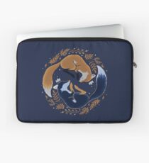 Night foxes Laptop Sleeve