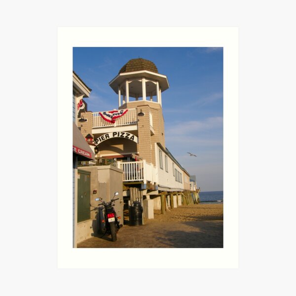Pizza on the Pier Art Print