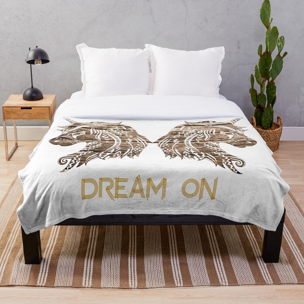 Unicorns - dream on on a throw blanket