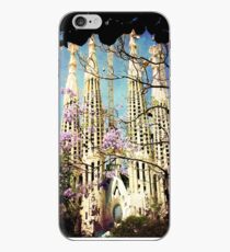 La Sagrada Familia iPhone Case