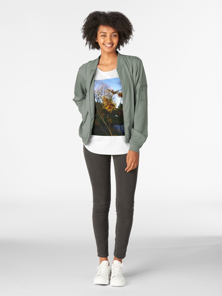Alternate view of Ozark witchhazel (Hamamelis vernalis) Premium Scoop T-Shirt