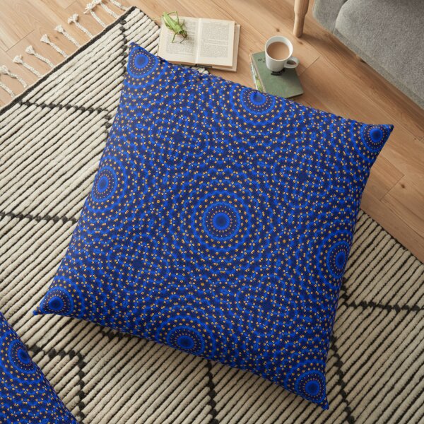 Ente auf Blau Kaleidoscope Small Floor Pillow