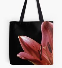 Lilly Light Tote Bag