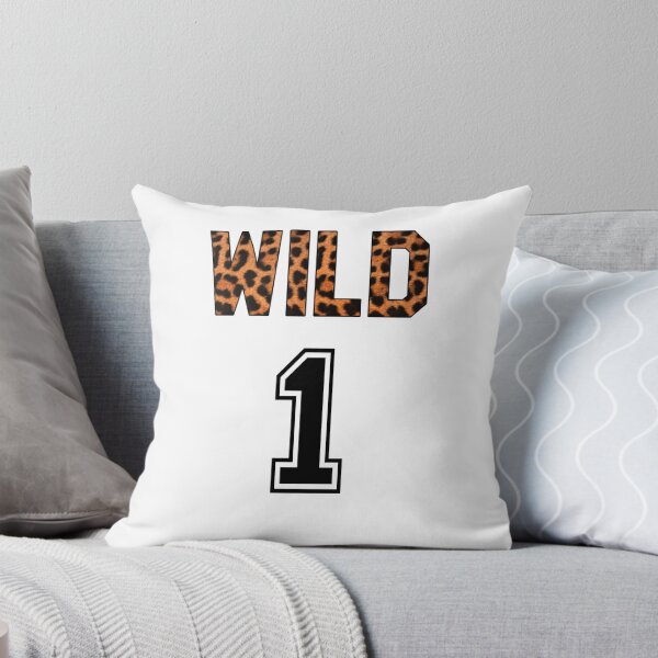 Aperçu de l'œuvre Wild Number One Imprimé Léopard créée et vendue par SilkTiger.
