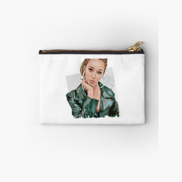 Aperçu de l'œuvre Alycia Debnam-Carey, veste verte créée et vendue par Tabatha Rich.