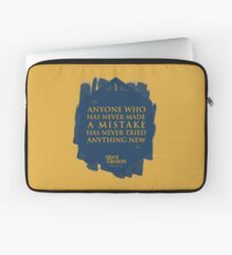 Funda para portátil Cita de: Albert Einstein sobre errores - Camisetas, pósters, pegatinas y regalos