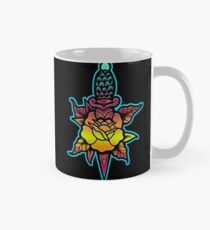 Rose und Dolch Tasse (Standard)