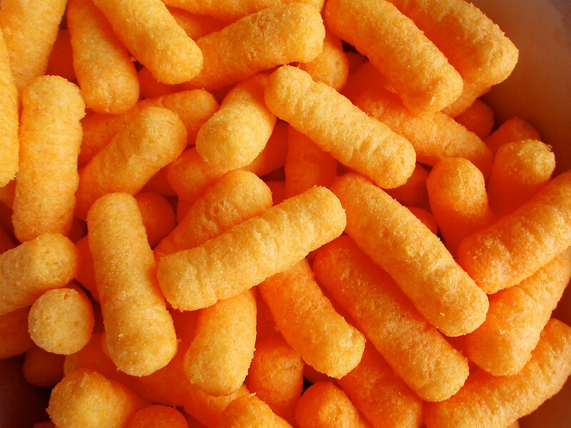 yummy world cheesy puffs