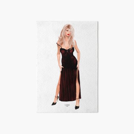 Tasha - Blondine im weinroten Samtkleid Galeriedruck