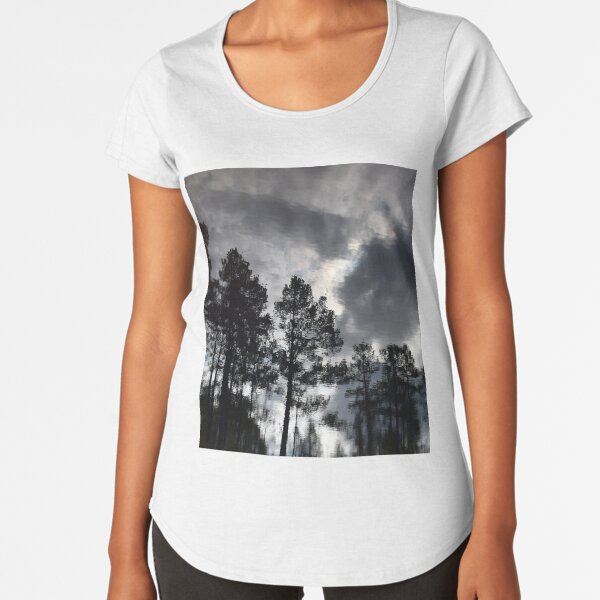 Premium Scoop T-Shirt