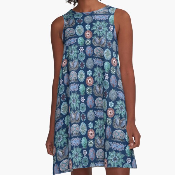 Artikel-Vorschau von Ernst Haeckel Ascidiae Sea Squirts Blue, designt und verkauft von aimeewilson.