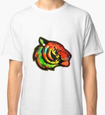 Feline Predator Design Classic T-Shirt