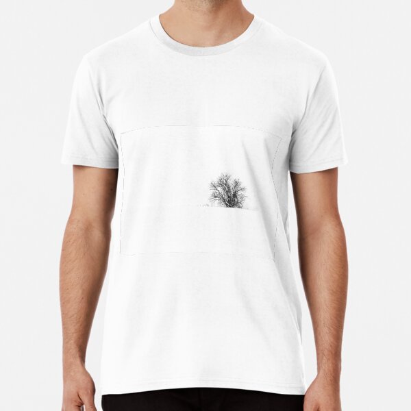 25.1.2019: Lonely Tree in Snowfall Premium T-Shirt