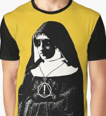 THE NUN IS PANIC AT THE TOUR OF DISCO Graphic T-Shirt