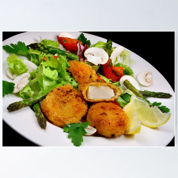 Artikel-Vorschau von Salad and Coquilles Saint Jacques, designt und verkauft von SmoothBreeze7.