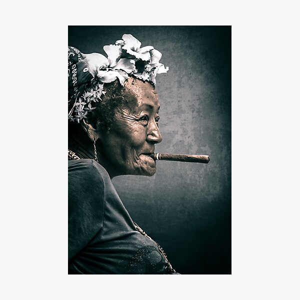 Cuba - woman with a cigar Photographic Print