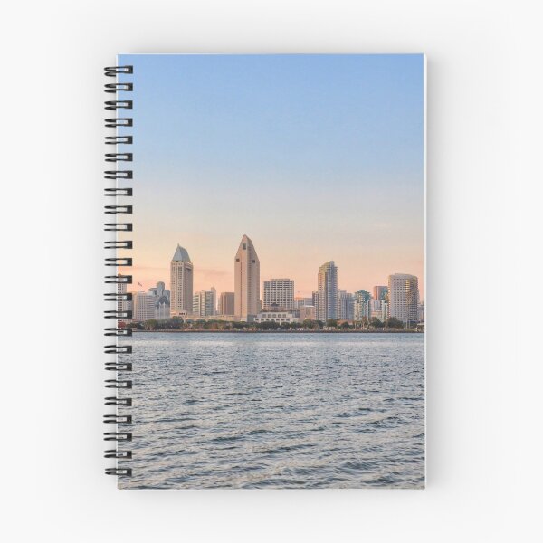 Artikelvorschau, San Diego Skyline-Sonnenuntergang KALIFORNIEN entworfen und verkauft von CaptureLight.
