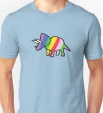 Regenbogen Triceratops Slim Fit T-Shirt