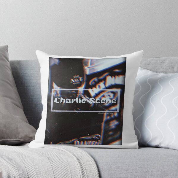 Item preview, Escena de charlie designed and sold by Undeaddeathbat.