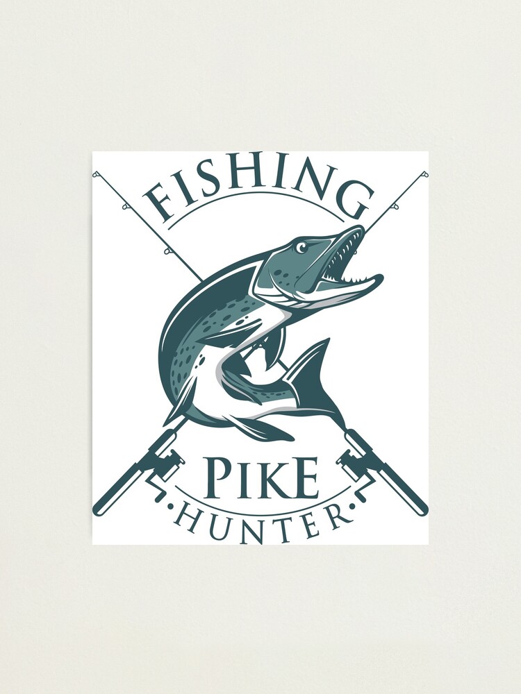 Pike Hunter Pike Fishing Pike Fisherman T-Shirt