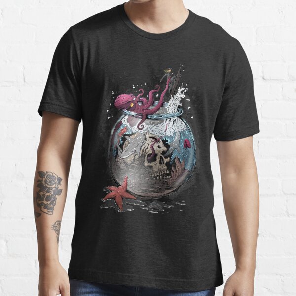 Escape from the aquarium Essential T-Shirt