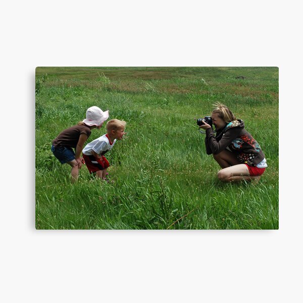 "Le' me see!" Canvas Print