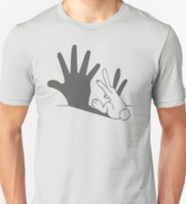 Kaninchen Handschatten lustig Slim Fit T-Shirt