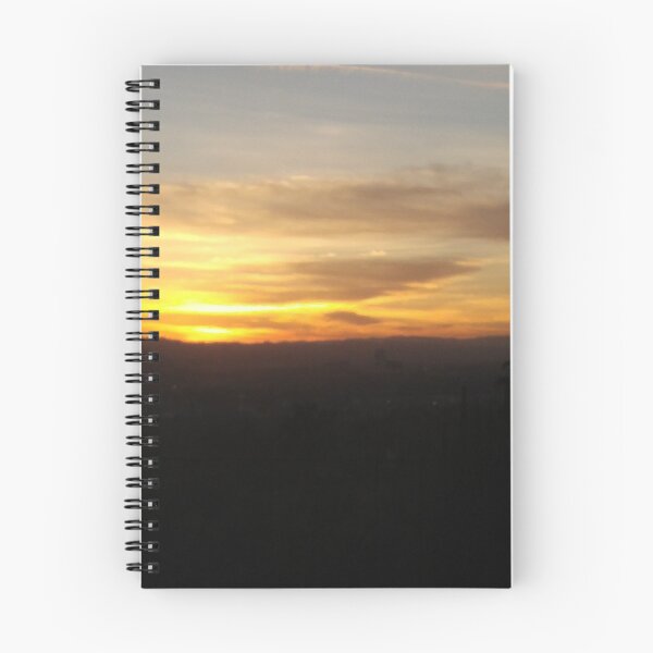 Artikelvorschau, Berg Sonnenuntergang entworfen und verkauft von notis.