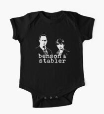 Body de manga corta para bebé Ley y orden SVU - Benson & amp; amp; Stabler - Plantilla Blanca