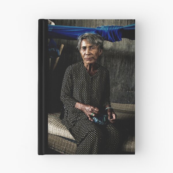 Artikelvorschau, Nha Trang Portrait entworfen und verkauft von Daniel Spruce.