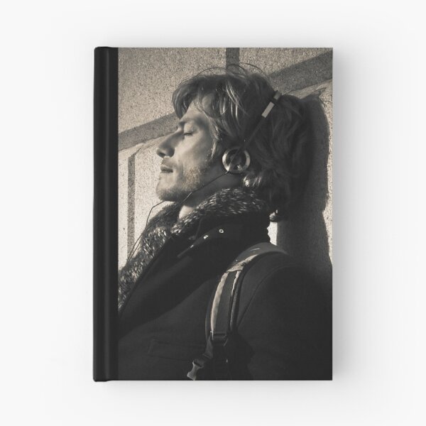 Artikelvorschau, Lost in music entworfen und verkauft von Rose Atkinson.