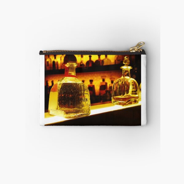 Artikelvorschau, Flasche Patron Tequila Reposado entworfen und verkauft von RustedStudio.