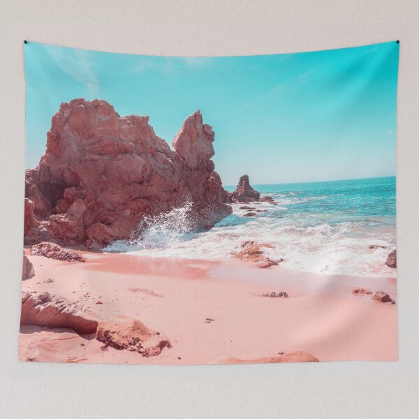 Aperçu de l'œuvre Transcending Reality - Beachscape Wave Splash en rose corail et turquoise créée et vendue par Georgia Mizuleva.