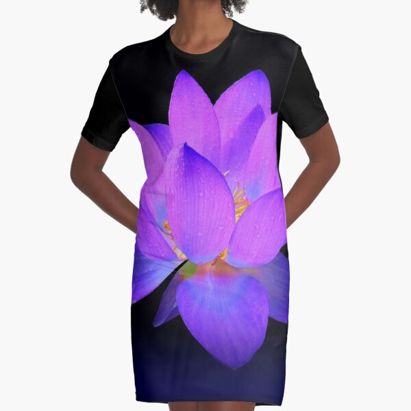 Blauer Leuchtender Lotos T-Shirt Kleid