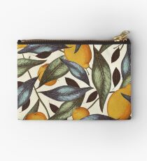 Dicky Bow - Julia Studio Clutch