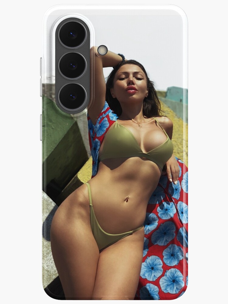 Sexy busty girl model