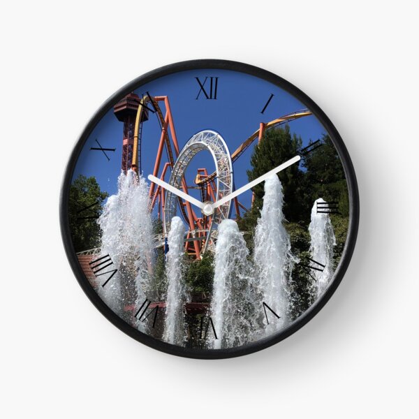 Six Flags Magic Mountain Clock